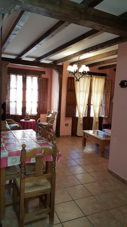 Apartamentos Rurales Tauro Кабесуела-дель-Вальє Екстер'єр фото